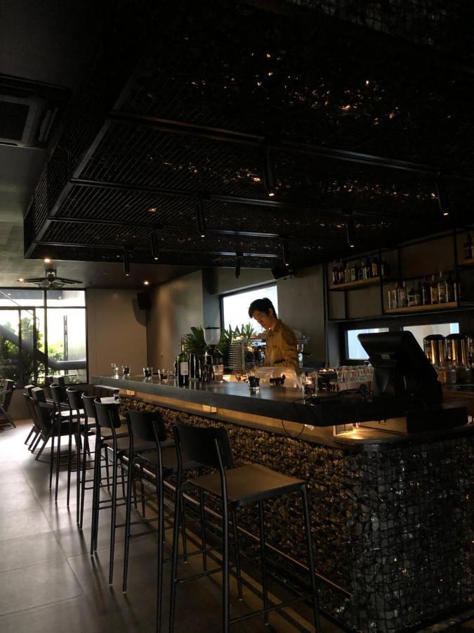 Luffy Hotel Uong Bi Экстерьер фото