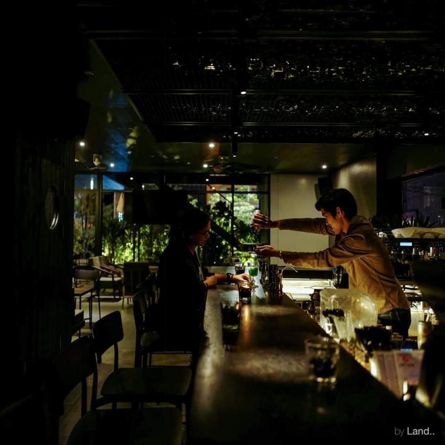 Luffy Hotel Uong Bi Экстерьер фото