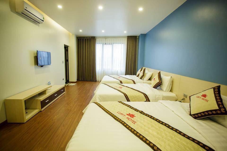 Luffy Hotel Uong Bi Экстерьер фото