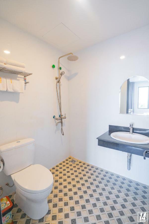 Luffy Hotel Uong Bi Экстерьер фото